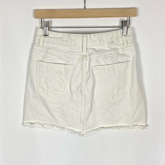 Zara Ripped Denim White Mini Skirt Size XS - Picture 5 of 7